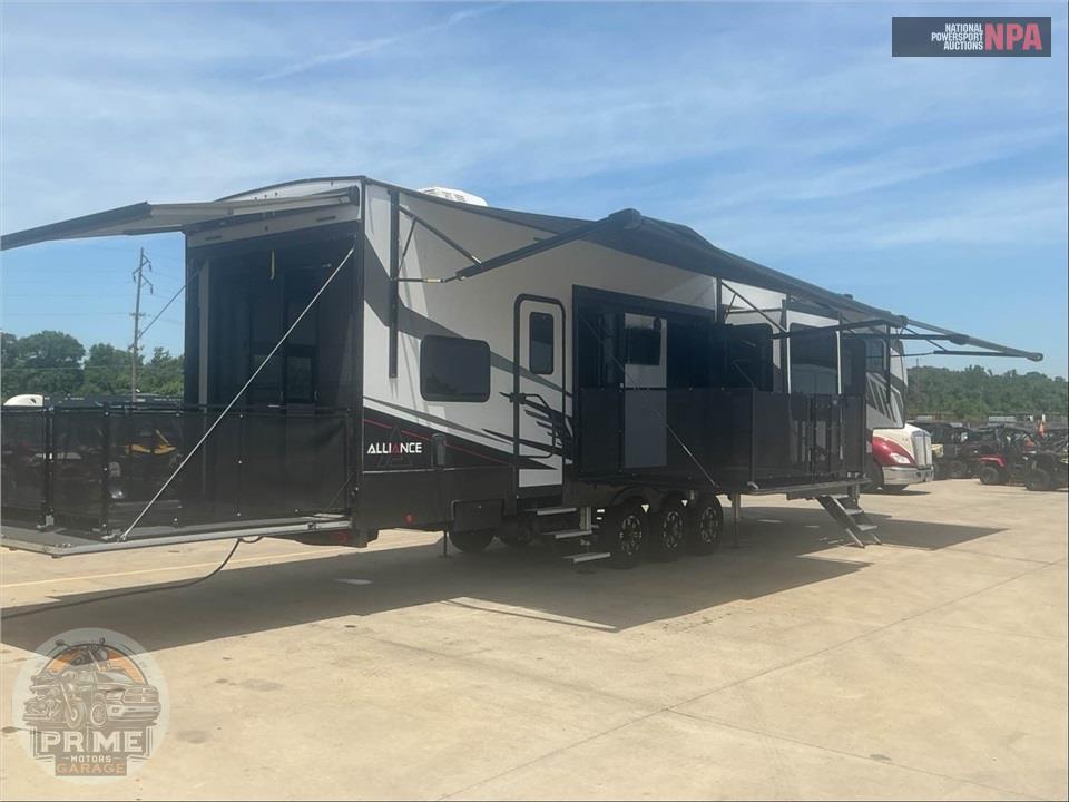 2022 Alliance Rv M-42V13 - VALOR FIFTH WHEEL SERIES — фото 43