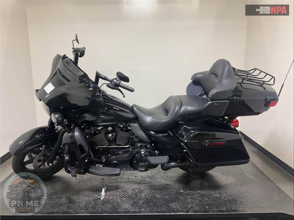 2023 Harley-Davidson FLHTK ELECTRA GLIDE ULTRA LIMITED — фото 3