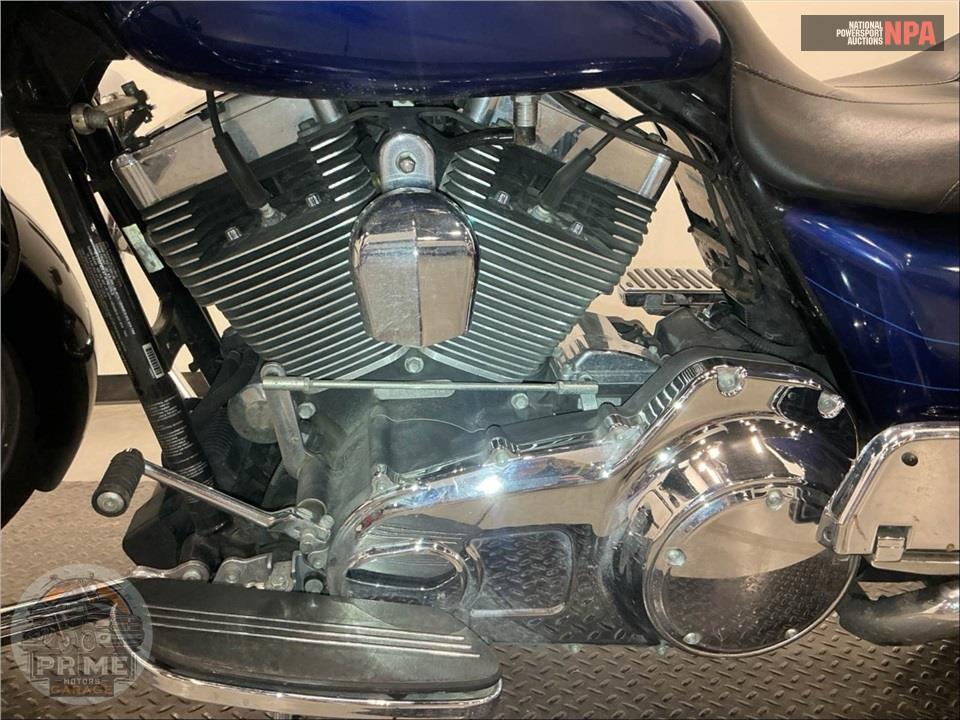 2015 Harley-Davidson FLTRXS ROAD GLIDE SPECIAL — фото 7