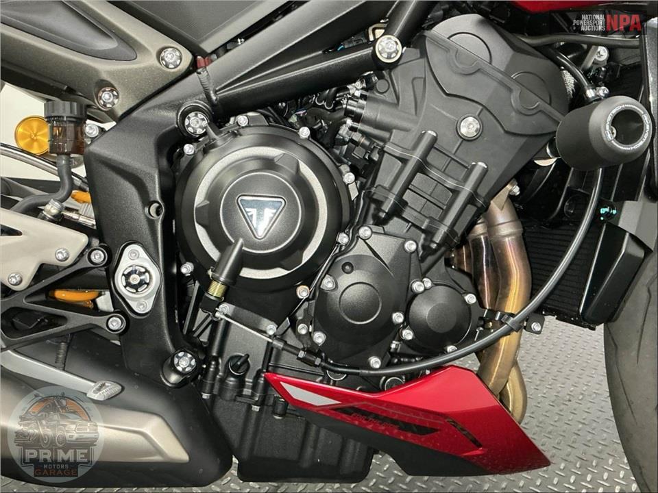 2025 Triumph STREET TRIPLE 765 RS — фото 6