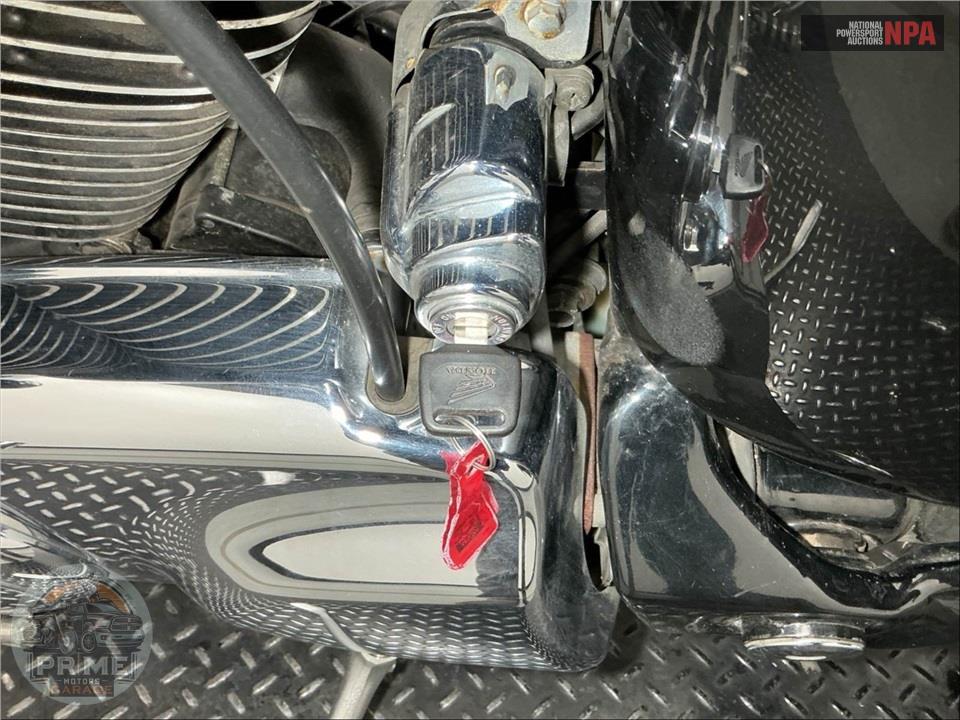 2001 Honda VT1100C21 SHDW SABRE-BLK — фото 10