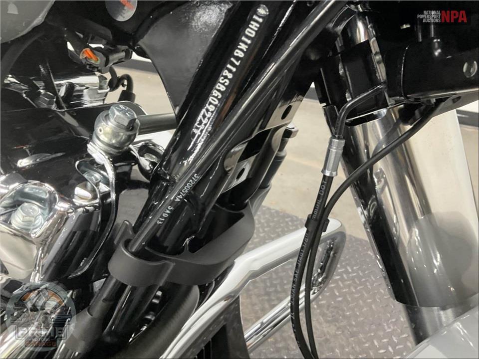 2025 Harley-Davidson FLHX STREET GLIDE — фото 11