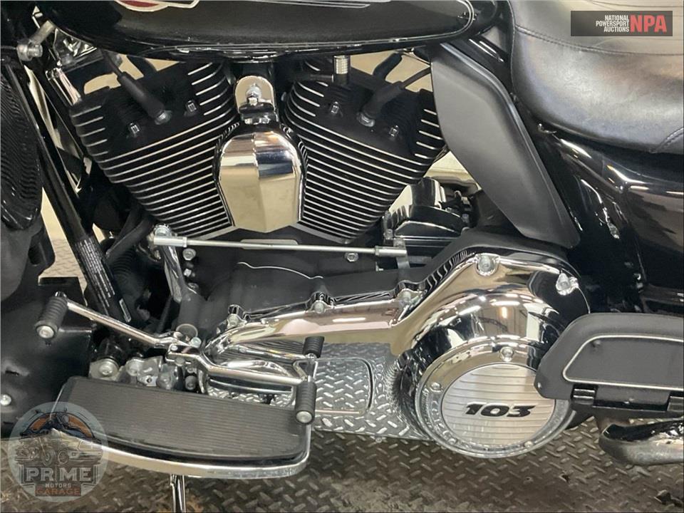 2013 Harley-Davidson FLHTCU UL CLSC EL GLIDE — фото 7