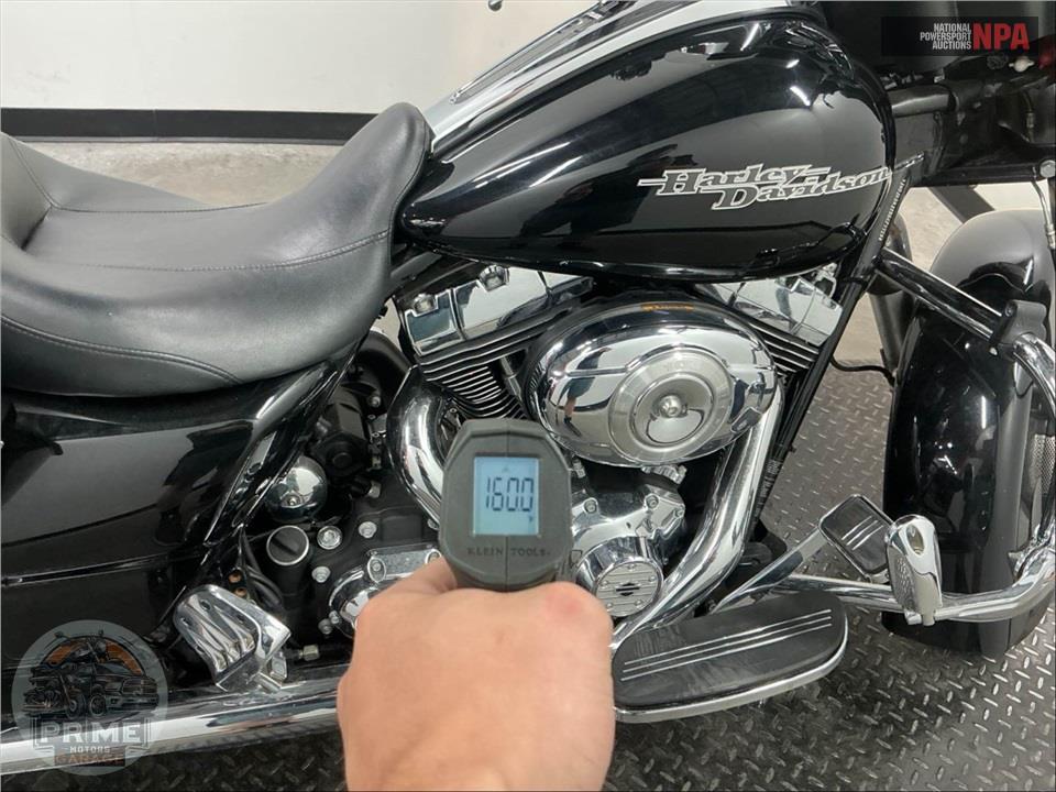 2013 Harley-Davidson FLHX STREET GLIDE — фото 8