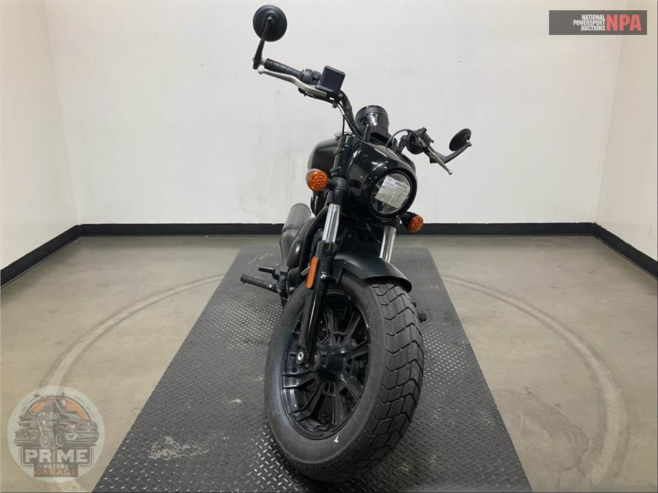 2025 Indian Motorcycle SCOUT BOBBER LIMITED (SMOKE) — фото 2
