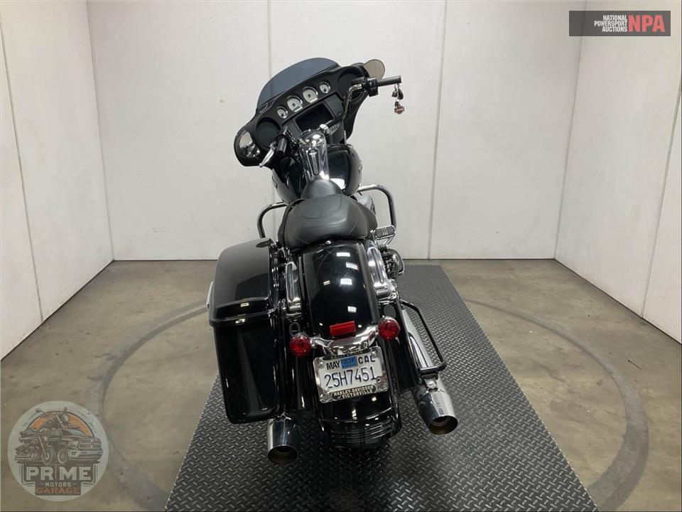 2021 Harley-Davidson FLHX STREET GLIDE — фото 4