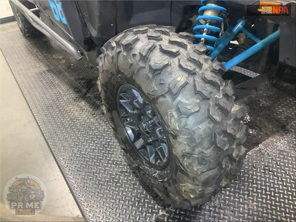 2023 Can-Am MAVERICK X3 DS TURBO 64 — фото 26