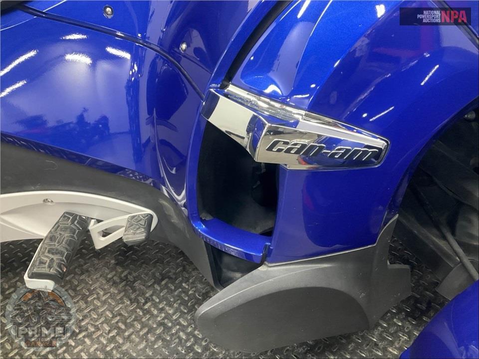 2012 Can-Am SPYDER RT-S SE5 — фото 6