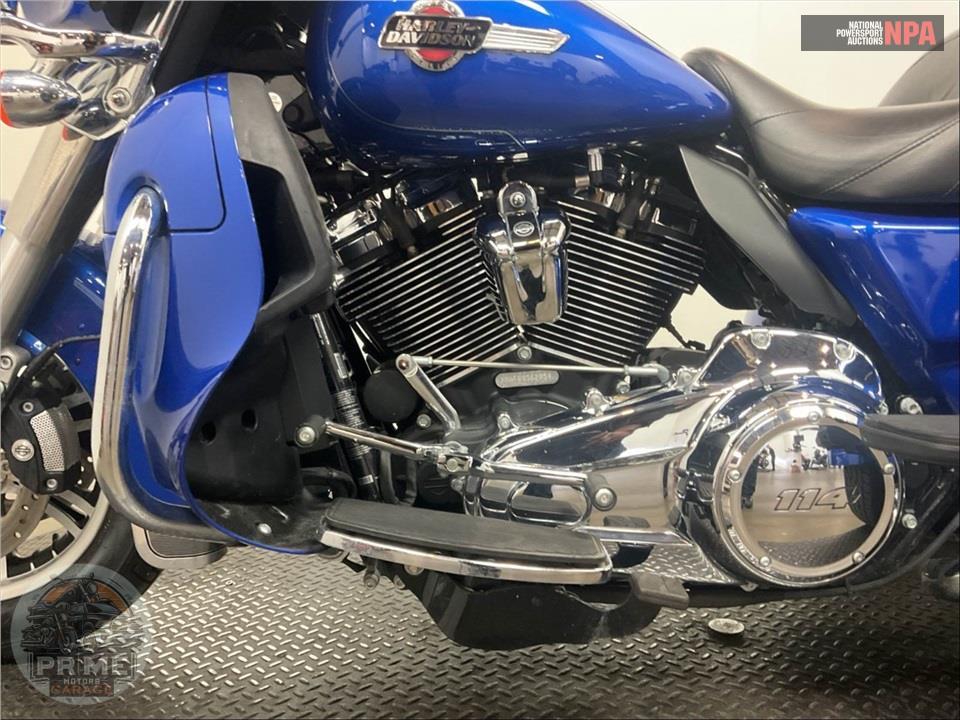 2024 Harley-Davidson FLHTCUTG TRI GLIDE ULTRA CLASSIC — фото 7