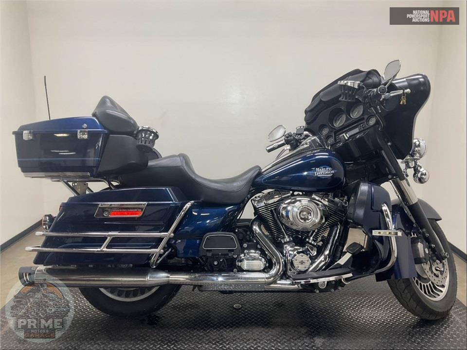 2013 Harley-Davidson FLHTC ELECTRA GLIDE CLSC — фото 1