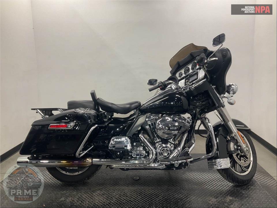 2015 Harley-Davidson FLHTP POLICE ELECTRA GLIDE — фото 1