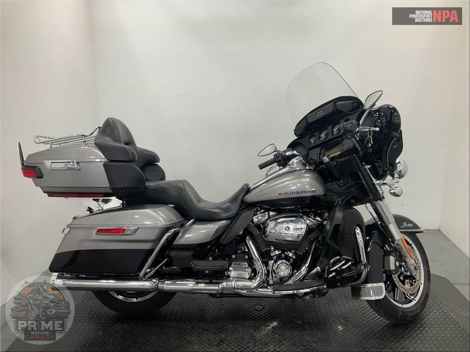 2017 Harley-Davidson FLHTK ULTRA LIMITED — фото 1