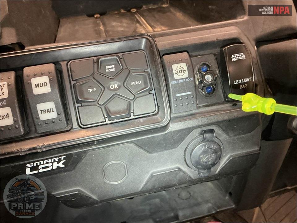 2023 Can-Am DEFENDER X  MR HD10 — фото 28