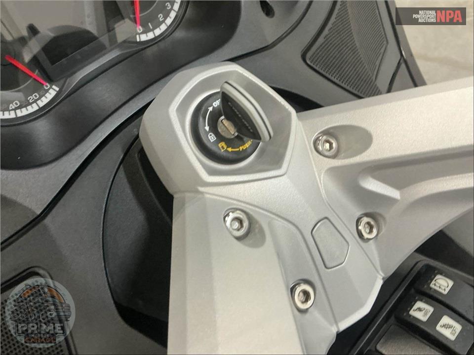 2011 Can-Am SPYDER RT-S SE5 — фото 9