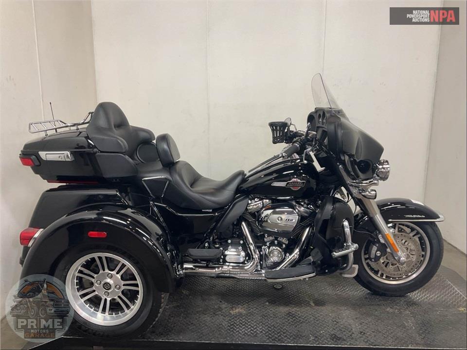 2023 Harley-Davidson FLHTCUTG TRI GLIDE ULTRA CLASSIC — фото 1