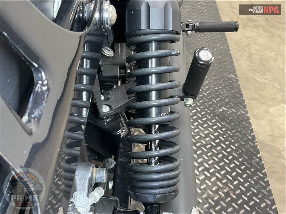 2014 Harley-Davidson FXDB STREET BOB — фото 32