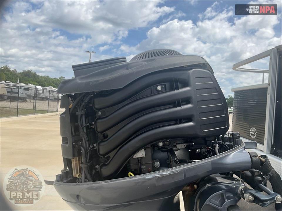 2015 Bennington Pontoons 22 SFX SX SERIES L=22/E=1-115HP YAMAHA OB — фото 6