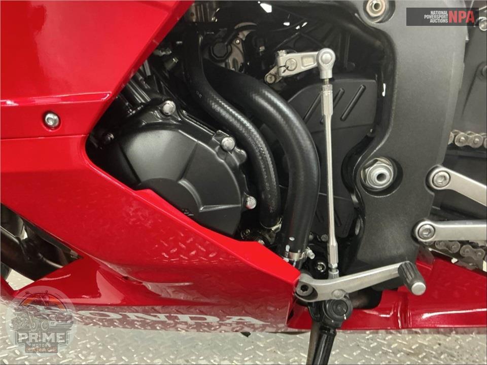2023 Honda CBR600RR — фото 10