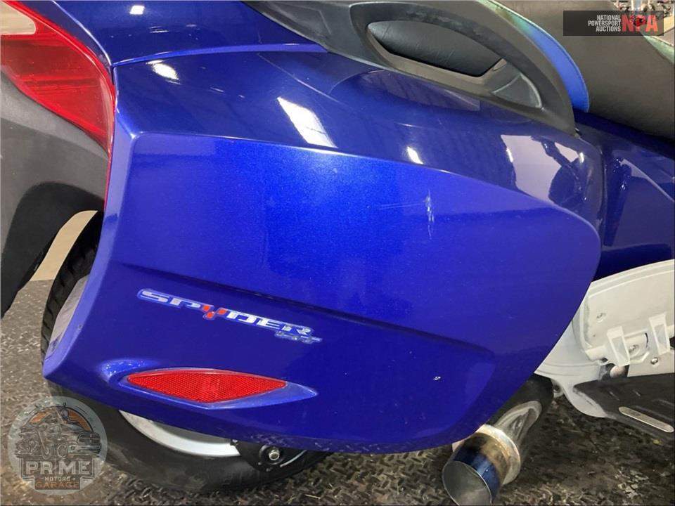2012 Can-Am SPYDER RT-S SE5 — фото 20