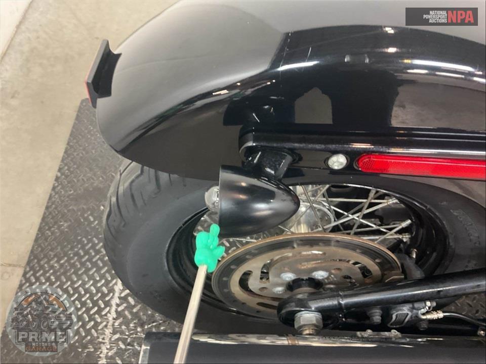 2019 Harley-Davidson FXBB STREET BOB — фото 29