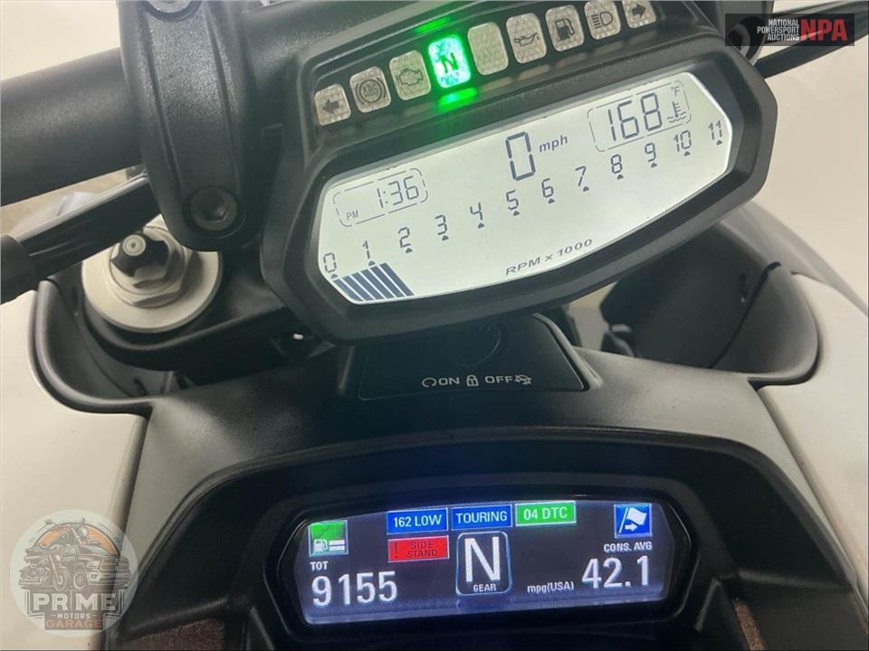 2015 Ducati DIAVEL CARBON WHITE — фото 5