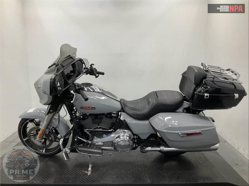 2025 Harley-Davidson FLHX STREET GLIDE — фото 3