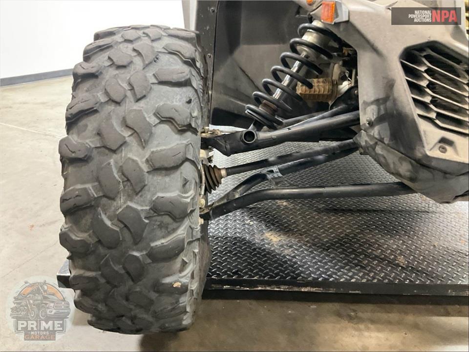 2022 Can-Am MAVERICK X3 DS TURBO — фото 17