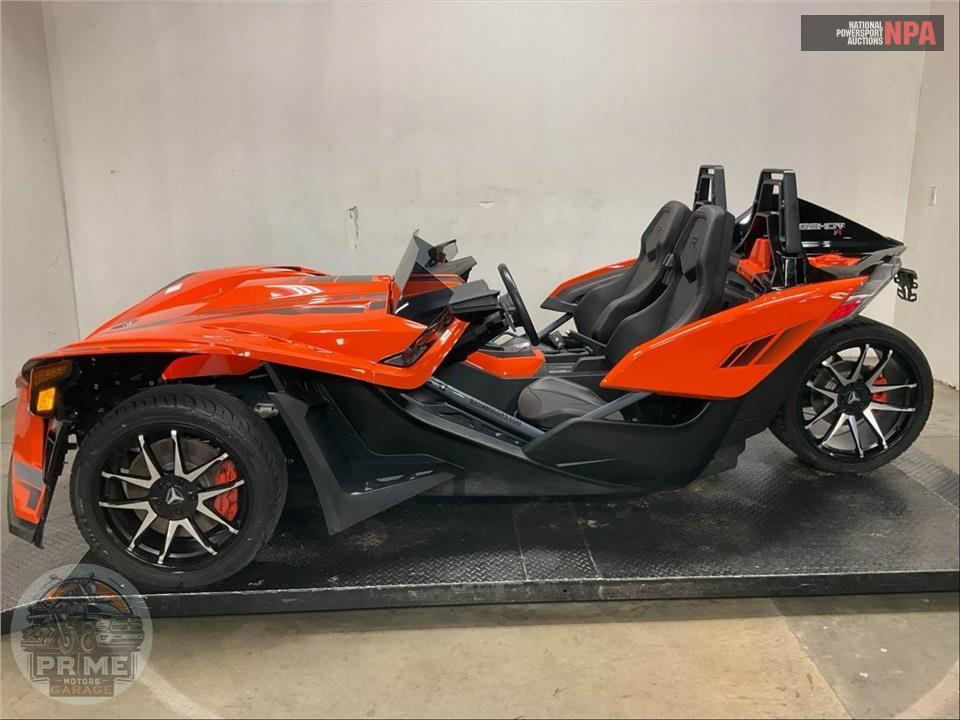 2023 Polaris SLINGSHOT R WITH AUTODRIVE — фото 3
