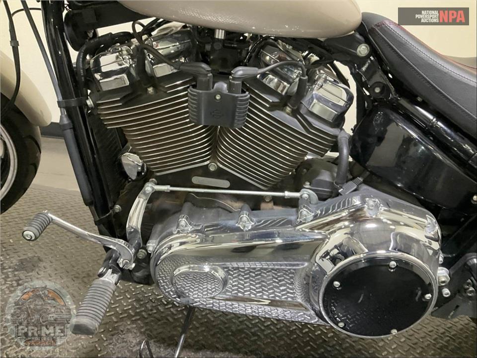 2018 Harley-Davidson FXBR BREAKOUT — фото 7