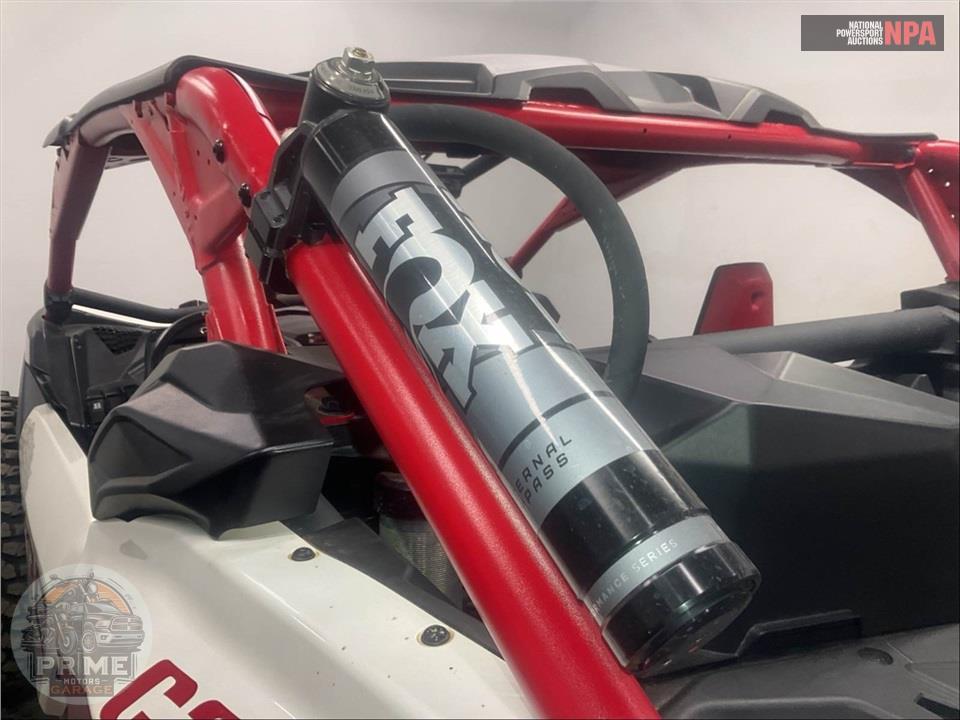 2024 Can-Am MAVERICK X3 X RC  TURBO RR 72 — фото 14