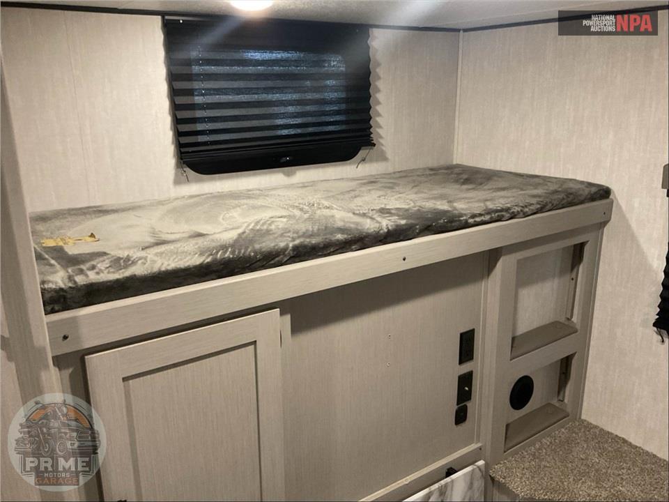 2024 Apex By Coachmen M-300 BHS -  SERIES — фото 13