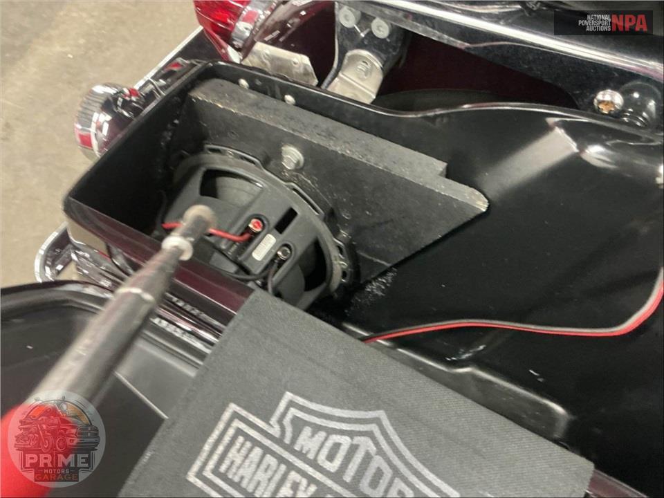 2005 Harley-Davidson FLHTCUI ULTRA CLASSIC ELECTRA GLIDE — фото 29