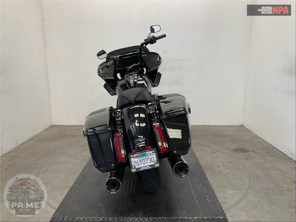 2025 Harley-Davidson FLTRXSE CVO ROAD GLIDE — фото 4