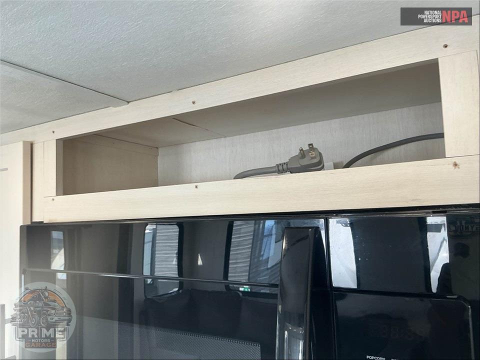 2025 Cherokee By Forest River M -3800DECK - ARCTIC WOLF FIFTH WHEEL SERIES — фото 14