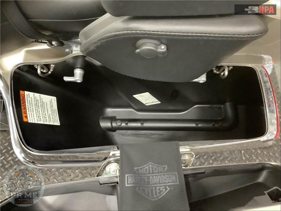 2018 Harley-Davidson FLHTK ULTRA LIMITED — фото 19