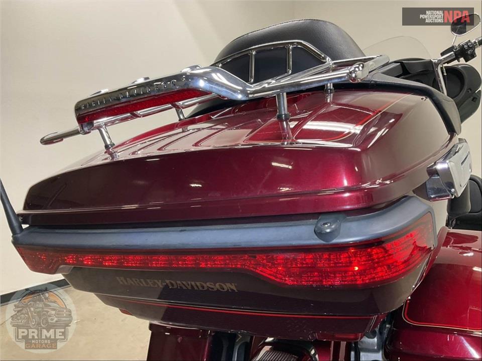 2016 Harley-Davidson FLHTCU ULTRA CLASSIC ELECTRA GLIDE — фото 28