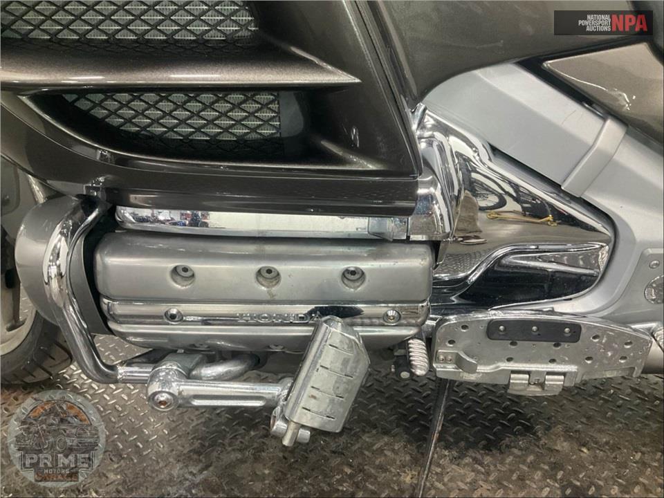 2010 Honda GL1800HPMA GOLDWING — фото 7