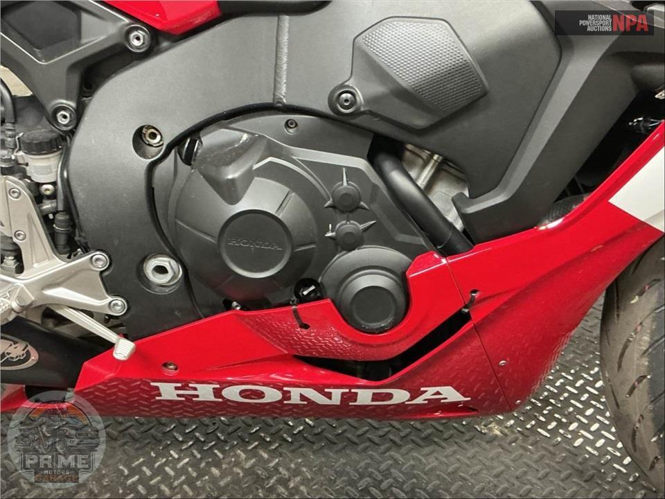 2023 Honda CBR1000RA (ABS) — фото 6