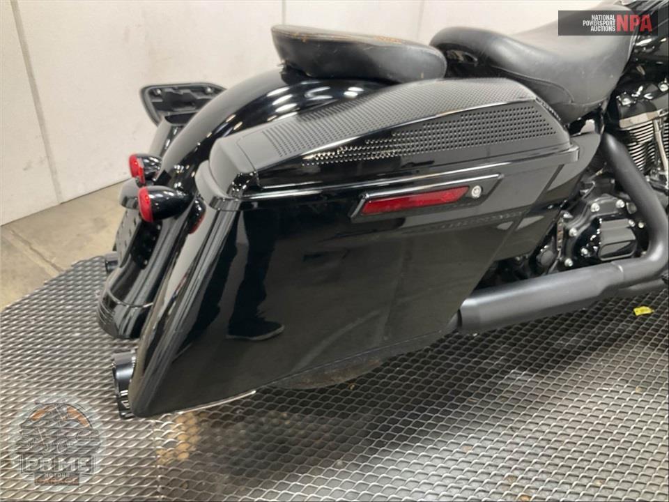 2020 Harley-Davidson FLTRXS ROAD GLIDE SPECIAL — фото 22