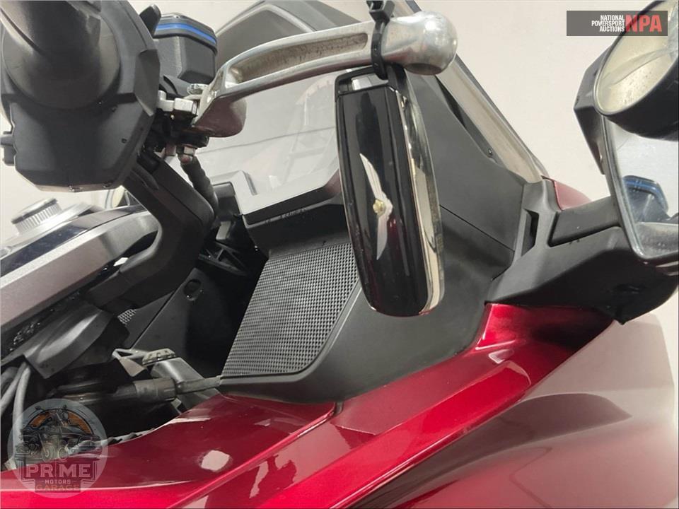 2018 Honda GL1800D GOLDWING TOUR DCT (RED) — фото 12