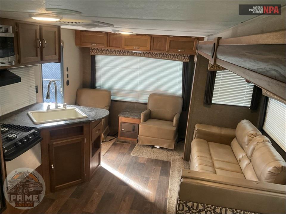 2017 Keystone Rv M-2660 RL - SUMMERLAND SERIES — фото 6