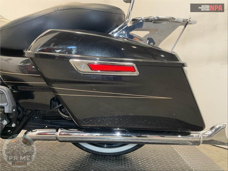 2016 Harley-Davidson FLTRXS ROAD GLIDE SPECIAL — фото 18