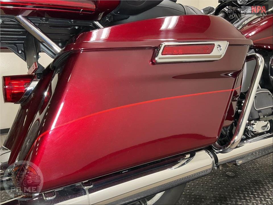 2016 Harley-Davidson FLHTK ELECTRA GLIDE ULTRA LIMITED — фото 19