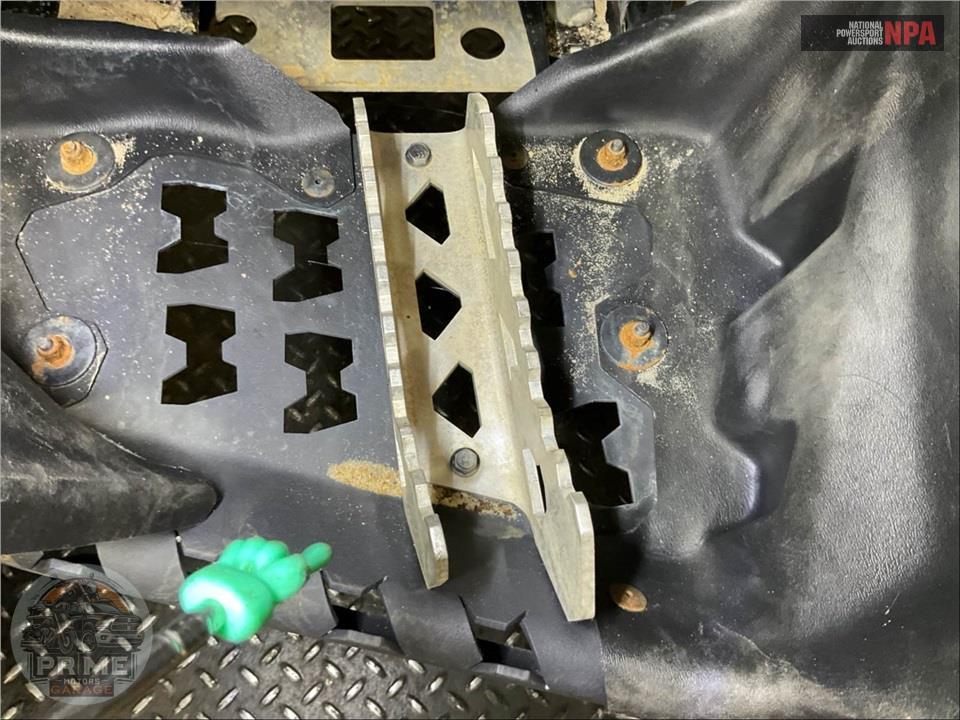 2023 Can-Am RENEGADE X MR 1000R — фото 21