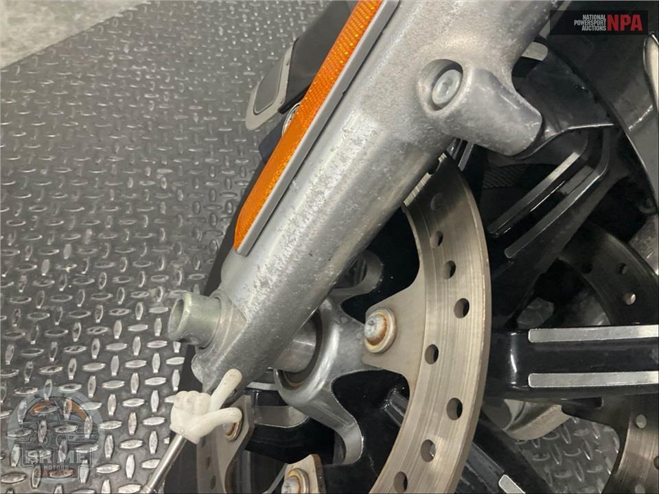2016 Harley-Davidson FLHTKL ULTRA LIMITED LOW — фото 31