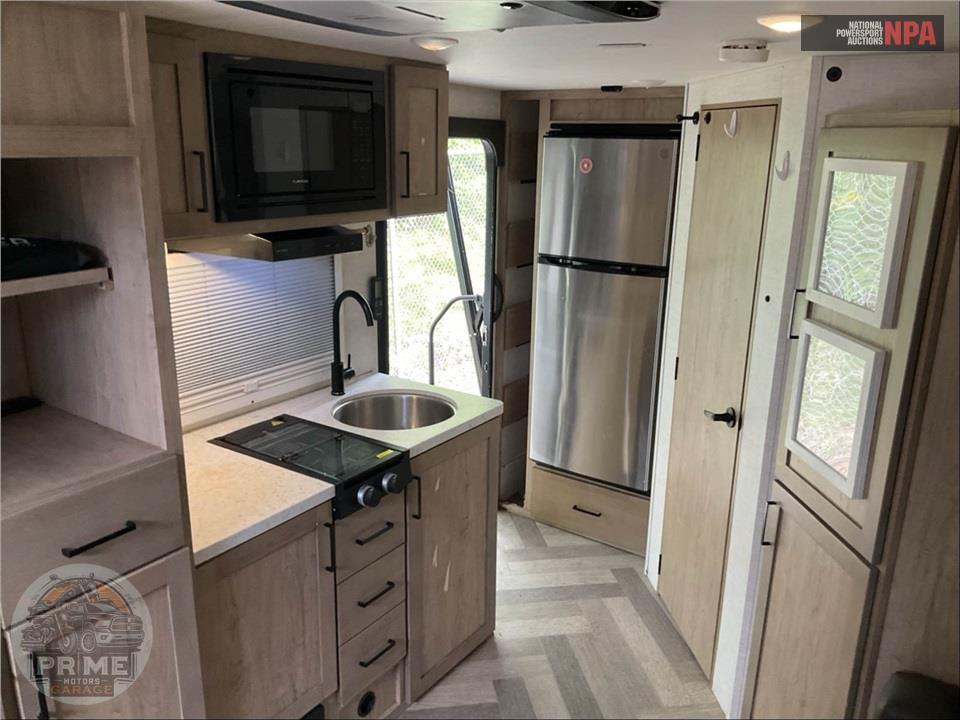 2023 Ember M-201FBQ - OVERLAND SERIES — фото 8