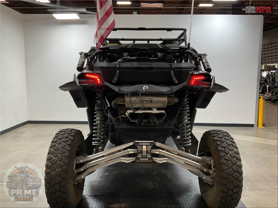 2017 Can-Am MAVERICK X3 MAX X RS TURBO R — фото 4