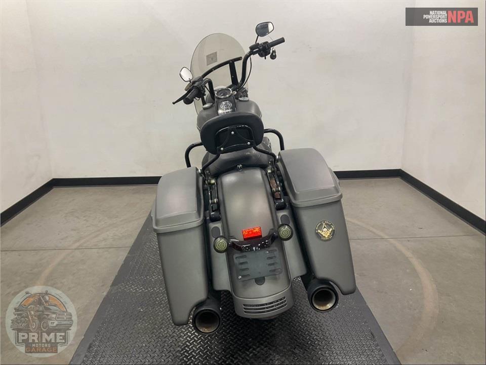 2018 Harley-Davidson FLHRXS ROAD KING SPECIAL — фото 4