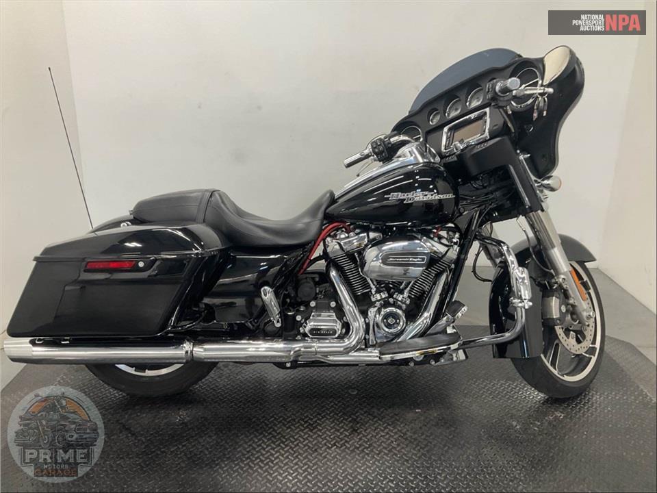 2018 Harley-Davidson FLHX STREET GLIDE — фото 1