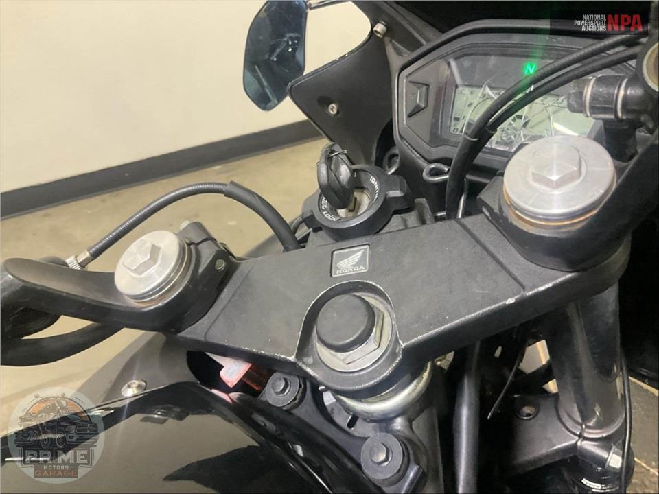 2015 Honda CBR500RF — фото 11
